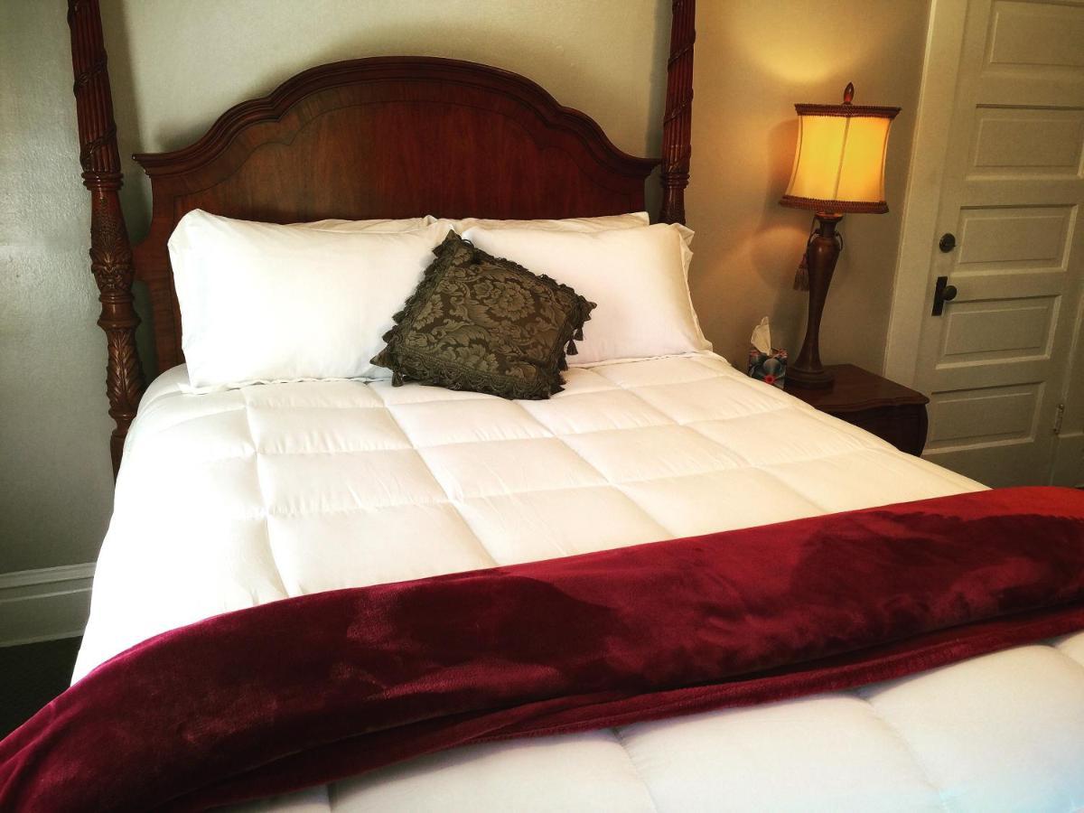 Bordeaux Inn Lodi Bagian luar foto