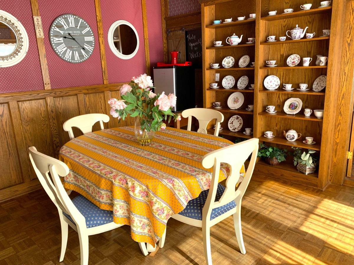 Bordeaux Inn Lodi Bagian luar foto
